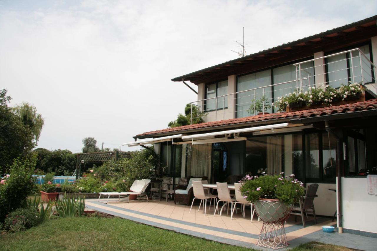 Pietrasanta - Versilia - Villa Arzilla Garden Con Piscina Тонфано Экстерьер фото